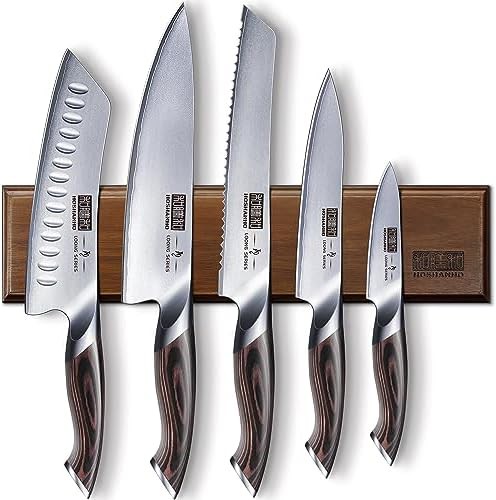 Six piece knife set with magnetic holder